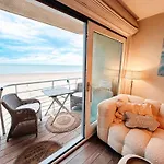 La Meremoi - With Balcony And Sea View