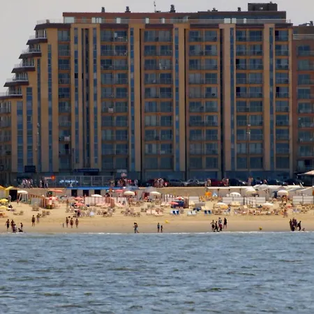 La Meremoi - With Balcony And Sea View アパート