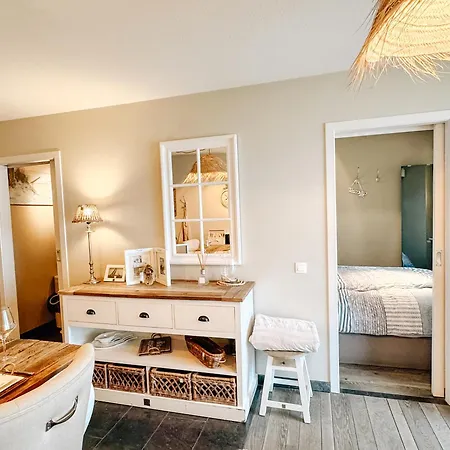 La Meremoi - With Balcony And Sea View *