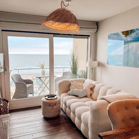 La Meremoi - With Balcony And Sea View شقة *